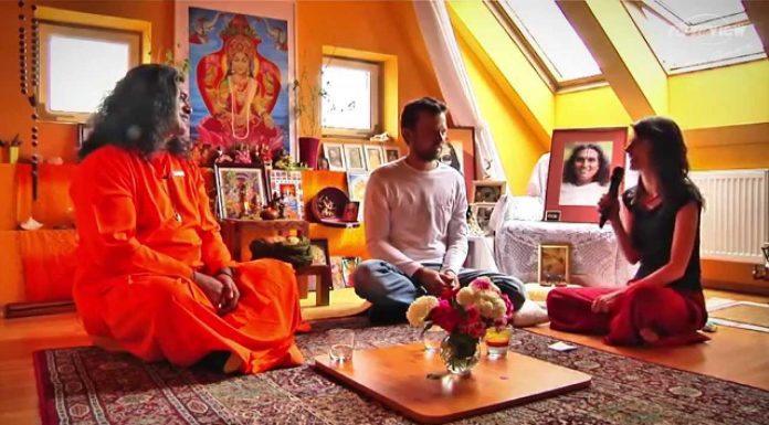 Swami Vishwachakradharananda: „Bez lásky k sobě nemůžeme milovat.“